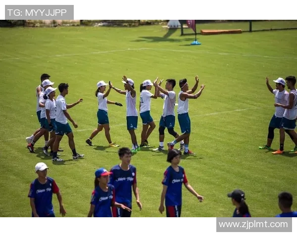 武汉飞盘队战术革新引发热议探索新玩法与团队协作的完美结合