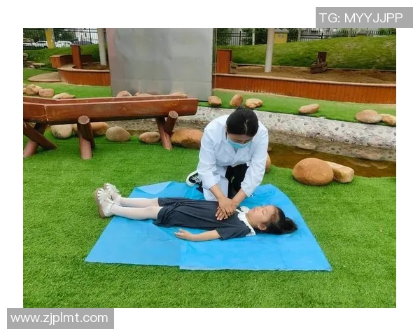 提升泳池安全意识保障儿童与成人的生命安全和健康防护措施