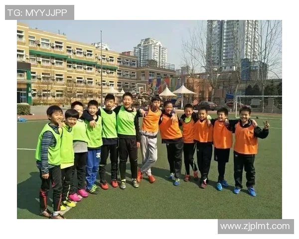 北京足球队的转型之路：从传统强队到现代化足球俱乐部的蜕变与挑战